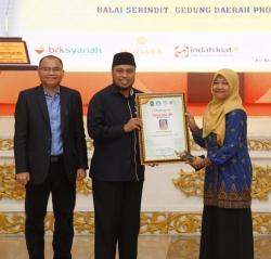 Baznas Riau Apresiasi Guru Daerah Terpencil Terbaik, Guru SLB Terbaik dan 3 Siswa Berprestasi